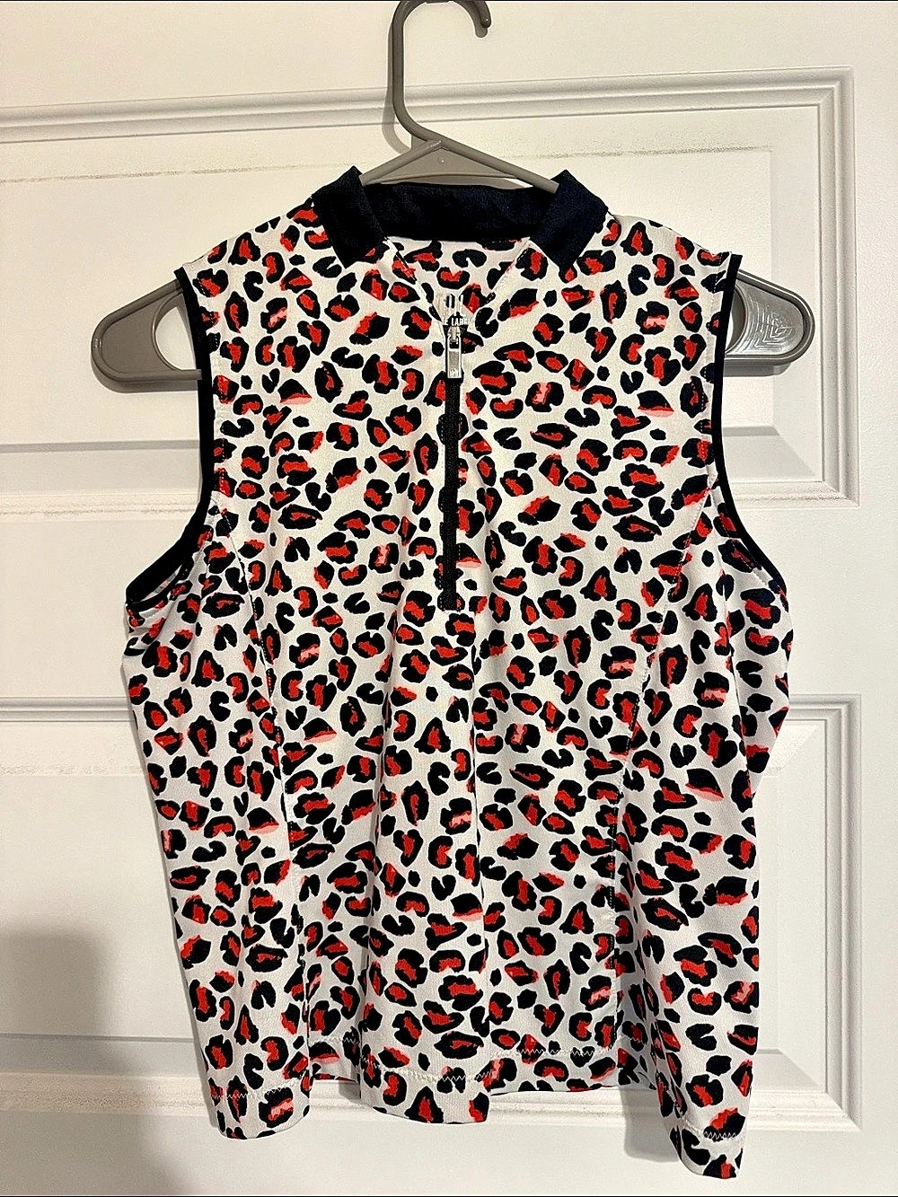 Tail White Label Red & Black Animal Print Sleeveless Golf Polo Leopard Print siz